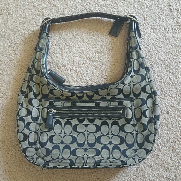 Authentic Coach shoulder bag in black and gray - Picture 8 of 8